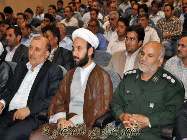 نماینده مردم اشتهارد، امام جمعه، فرمانده مرکز مقاومت بسیج 