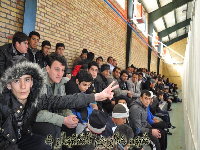 تماشاگران مسابقات کشتی جام تختی 
