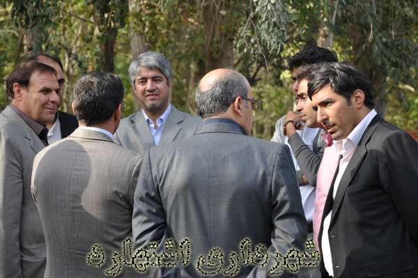 بازدید مدیر کل گردشگری از بوستان حافظ 