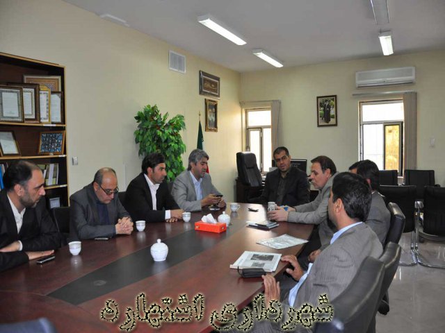 جمعی از مسئولین و مدیر کل گردشگری استان البرز 