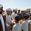 اهدای دسته گل به مسئولان استان البرز و امام جمعه جدید شهر اشتهارد 